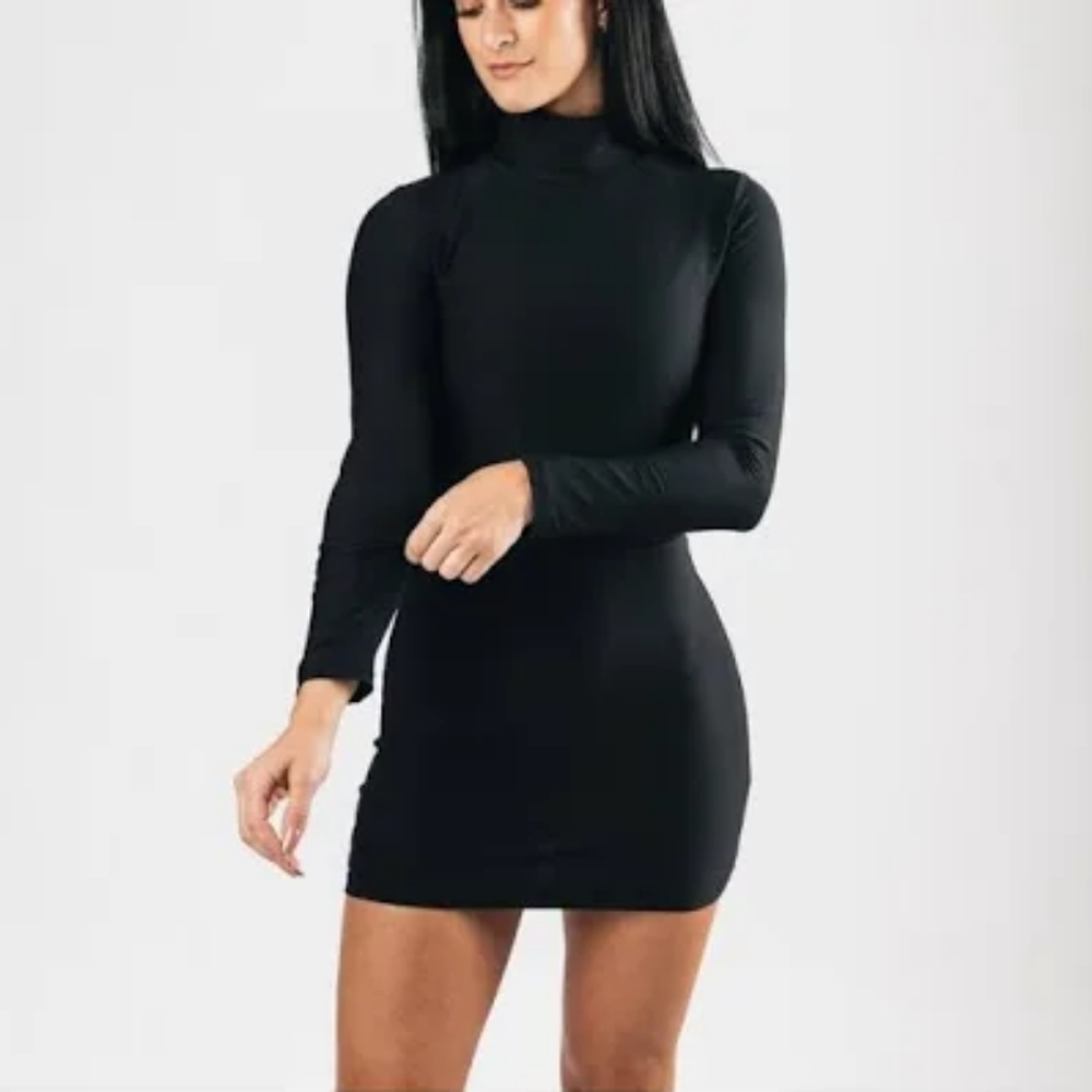 Alphalete Collective Allure Long Sleeve Mini Dress
